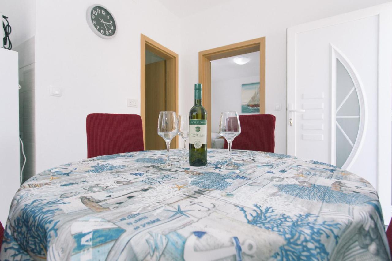 Apartman Paula 2 Apartman Vinišće Kültér fotó