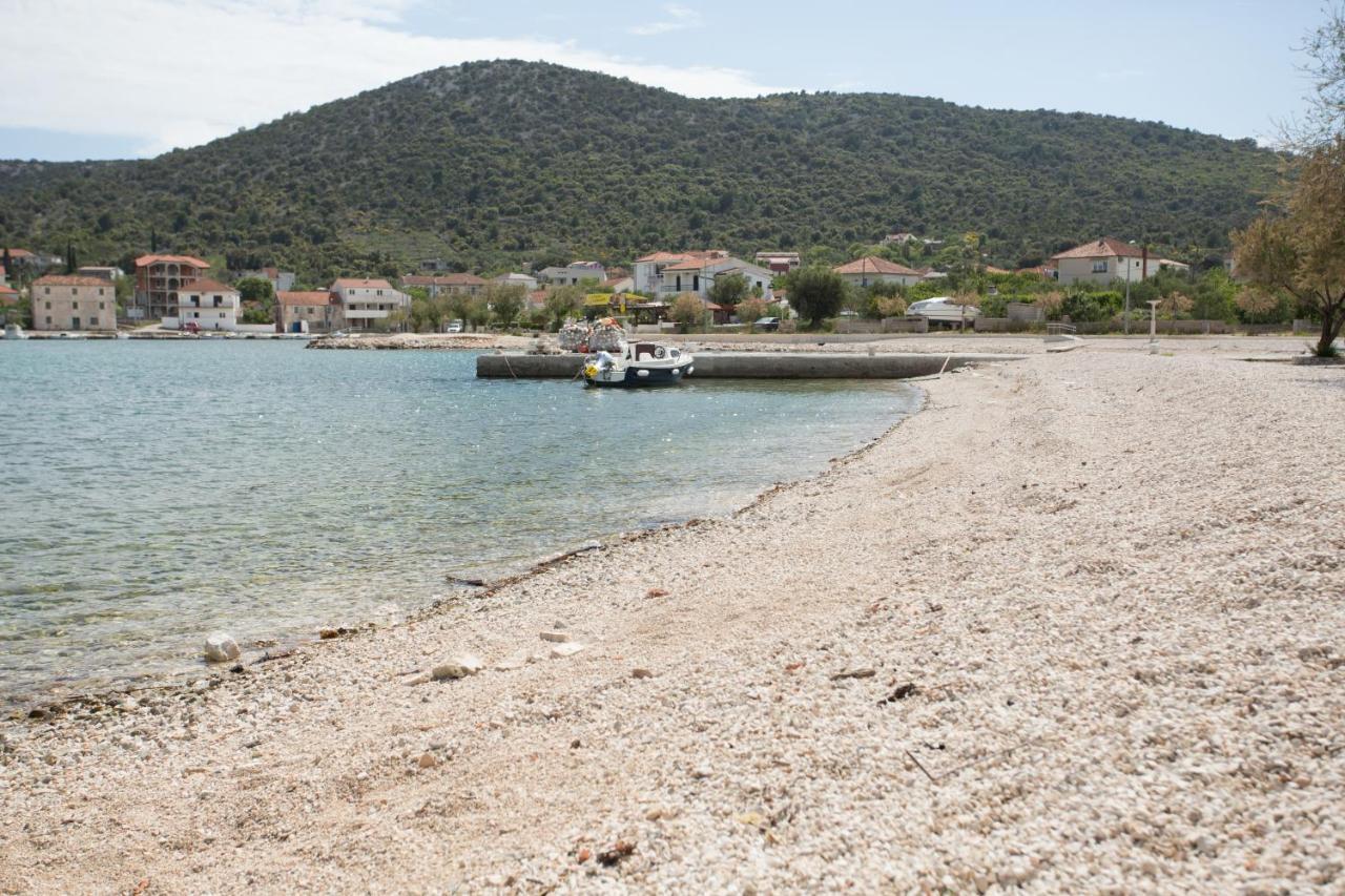 Apartman Paula 2 Apartman Vinišće Kültér fotó