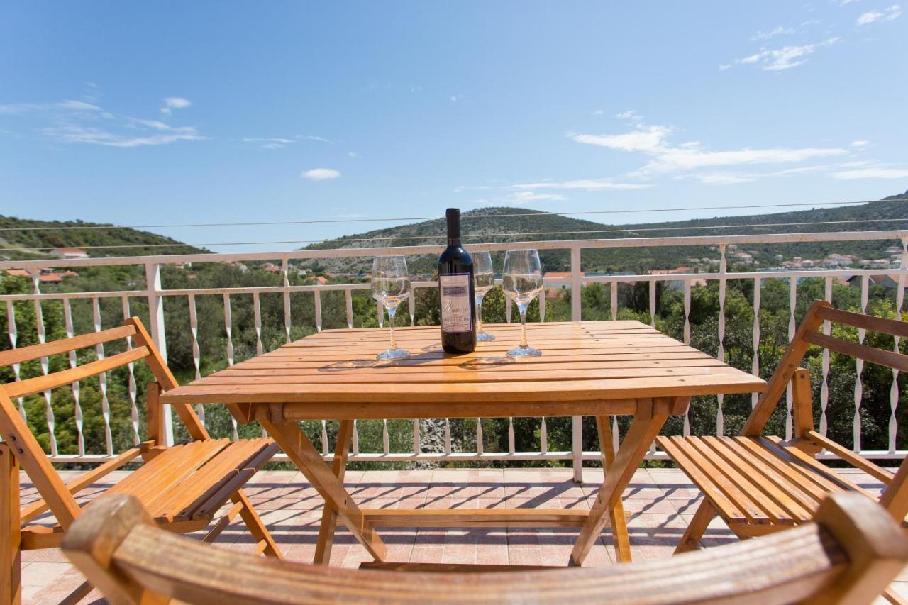 Apartman Paula 2 Apartman Vinišće Kültér fotó