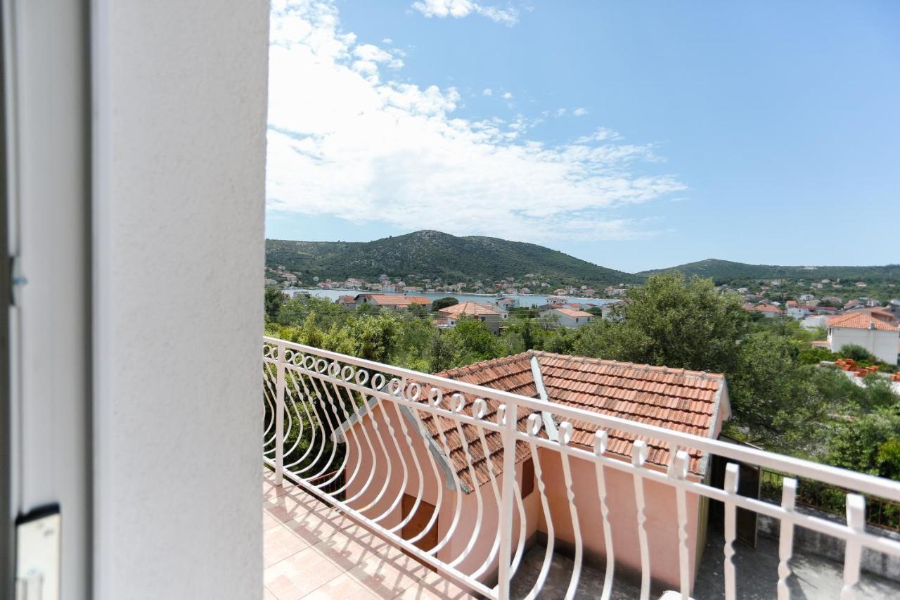 Apartman Paula 2 Apartman Vinišće Kültér fotó